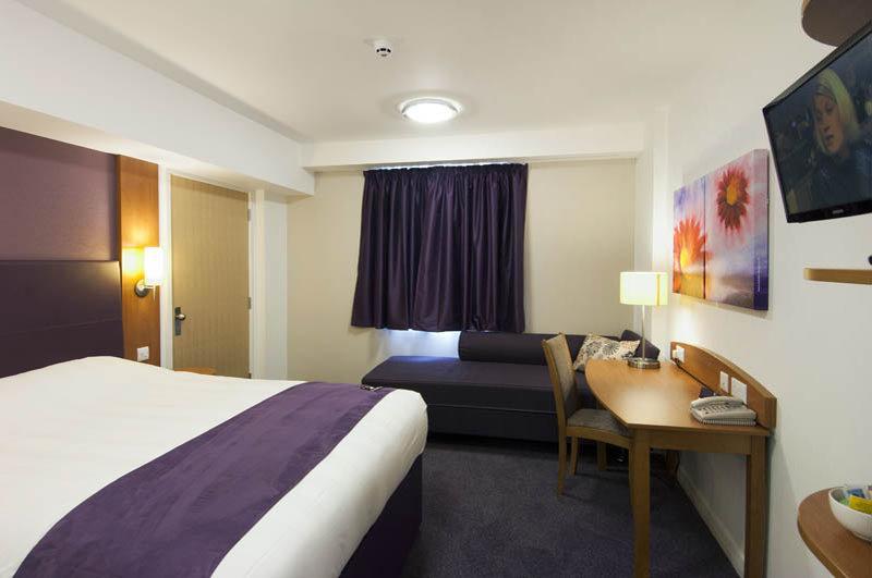 Premier Inn Falkirk East 외부 사진